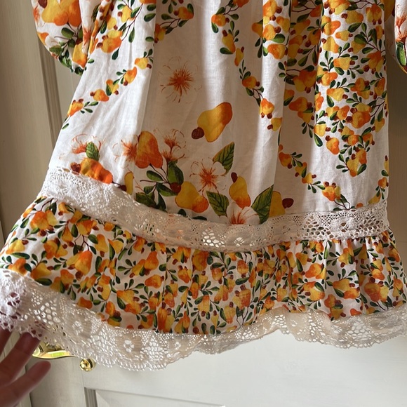 Artlier by Nicole Miller Orange Fruit Linen Top - Picture 8 of 11